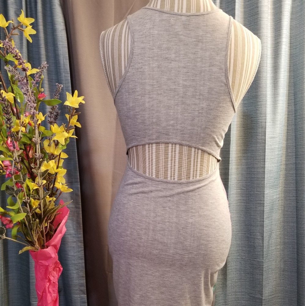 🌻🌺🌻AMERICAN EAGLE CUTE BEACH CUTOUT DRESS!! - Picture 2 of 6